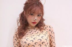 明日花绮罗漂亮吗？年龄资料三围简介