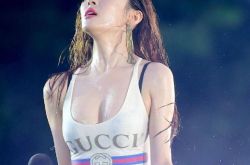 宣美为什么突然火了 为粉丝献唱是怎么回事