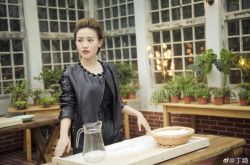 演员丁绮哪里人家庭背景 家里开公司是富二代吗