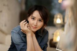 胡静是楚雄哪里的 她是城里人还是县里人