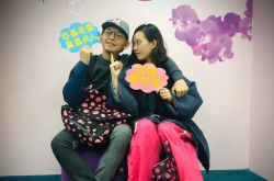 黄子佼孟耿如登记结婚 经纪人证婚比新人还紧张