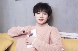 宋亚轩长相分析 翩翩美少年人气爆棚