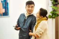 何雯娜老公梁超个人资料简介 婆媳矛盾展现高情商