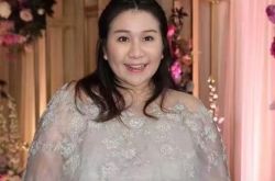 何超盈为什么这么胖 身材臃肿却幸福满满