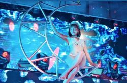 石原佑里子改新艺名COCO复出 日第一美胸来啦