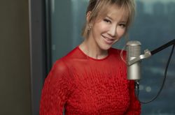 李玟再唱《花木兰》主题曲 相隔22年还是最难唱的歌