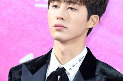 BI选为赵寅成所属经纪公司IOK COMPANY新任理事