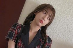 虞书欣黑色透视装挨轰太暴露 黑白粉丝掀论战