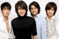 F4真的合体了 一起演唱《流星雨》《第一时间》