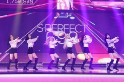 GFRIEND小分队舞台首次公开 6妞看萤幕惊喜画面全爆哭