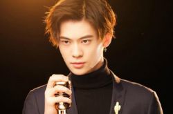 梁森为啥是光头哪里人 另类造型引人关注