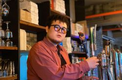 Killagramz吸毒认罪 梨泰院买毒警察破门全是烟雾