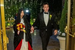 尼古拉斯凯奇迎第5春 日籍嫩妻比儿子还年轻