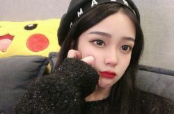 抖音苓妹真名个人身份 当众用排水管喝豆浆惹议