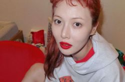 泫雅公开最新体重 粉丝担心多吃一点