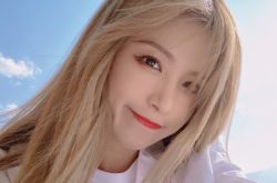 孔肖吟退团怎么回事 拍照见男性倒影爆金主