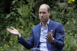 威廉王子登全球最性感光头冠军 巨石强森表示不服