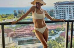 徐晓晰年龄多大？过半百我骄傲晒比基尼照