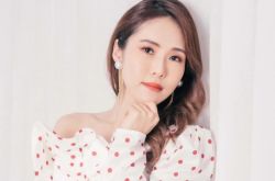 吴申梅出新专辑 时隔4年升格总监