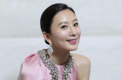 金喜爱曝睡觉姿势是保养关键