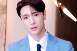 张艺兴隔空参与EXO回归 疫​​情影响不去韩国