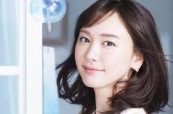 新垣结衣结婚了 父亲发声支持