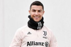 C罗豪捐340万重症设备抗疫