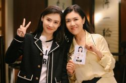 张柏芝爆出道喜剧之王契机 父母离婚负担家庭开支