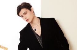 利路修晚宴喝酒被拍 可以直接出道了