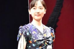 日本天才童星芦田爱菜满17岁了 颜值学历出众惊艳