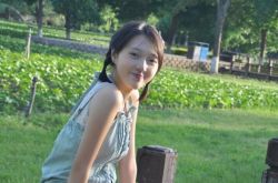 杨心仪女大十八变 长大了逆天长腿美翻