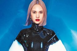 杨丞琳和老公李荣浩联名捐100万救灾