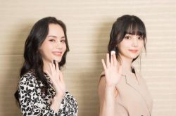 黑嘉嘉罕见合体亲姐姐 一家基因太强大了