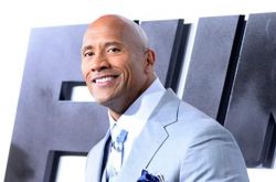 巨石强森秀快嘴技能 被健身耽误的饶舌歌手