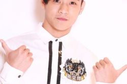 曾奕翔ST单曲《不让我睡》展说唱才华 女友蒙面现身成彩蛋