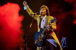 演艺圈唯一真清流是伍佰 30年零绯闻怎么回事