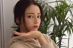 迪丽热巴叫错徐志胜错愕表情曝光 机智回应粉丝爱了