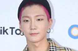 WINNER成员HOONY完成兵役 14日正式退伍