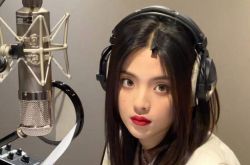 杨超越挨轰美肌开太大 高情商金句连发亮了