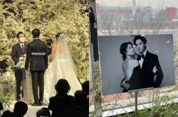 朴信惠婚礼现场照曝光 女神偏爱裸背款