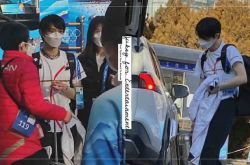 羽生结弦零下10 度穿短袖 生在冰上的人啊