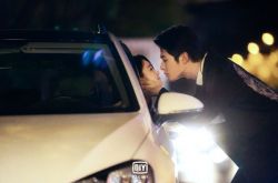 陈学冬爆料吻戏内幕 导演要求吻戏激烈一点嘴都麻了