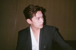 杨洋困上海新剧再延期 粉丝担忧男神近况