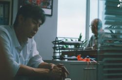 秦昊演活渣男角色遭炮轰 伊能静力挺老公