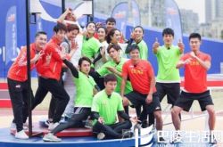 谢震业吃玉米再被调侃 谢震业逗比本色现出新高度