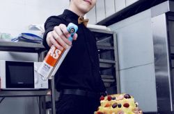 孔垂楠新剧,李易峰展现正能量