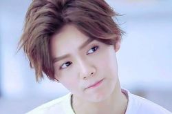 鹿晗微博发文为表白,鹿晗的绯闻女友