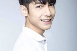 罗云熙个人资料曝光,罗云熙事业蒸蒸日上