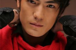 季晨和霍建华是怎么认识的,季晨和霍建华究竟有多像