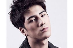 姜潮个人经历曝光,揭开姜潮整容谜团